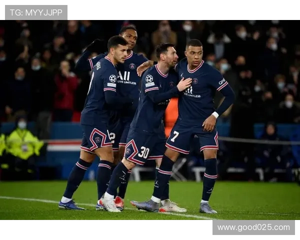 进球大战再度上演 马尤卢破门 巴黎3-1力克对手全取三分 进球大战再度上演 马尤卢破门 巴黎3-1力克对手全取三分