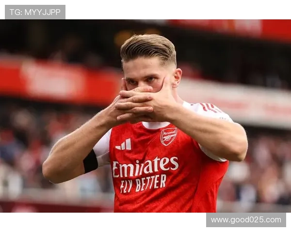 约克雷斯表现低迷射门无威胁多次对抗失利仅获评分五点八 约克雷斯表现低迷射门无威胁多次对抗失利仅获评分五点八